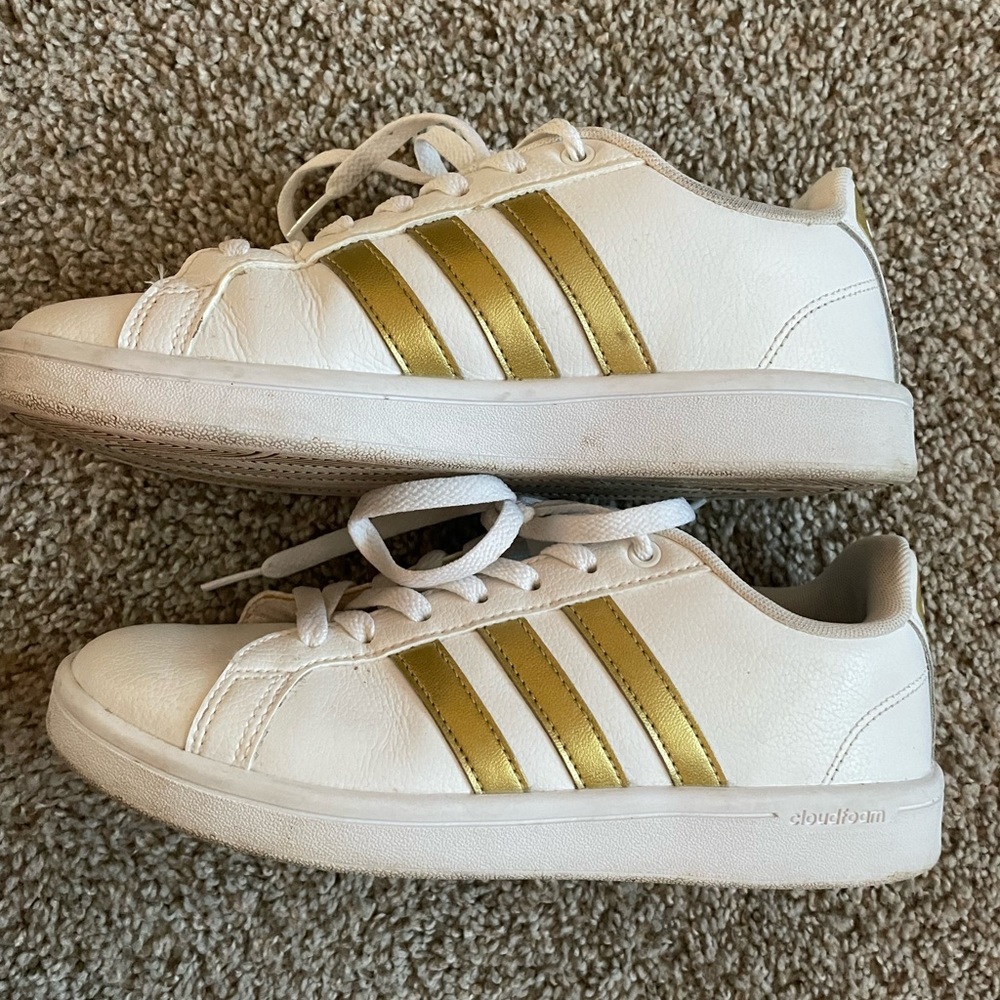 Adidas Neo Sneakers (Gold and White)